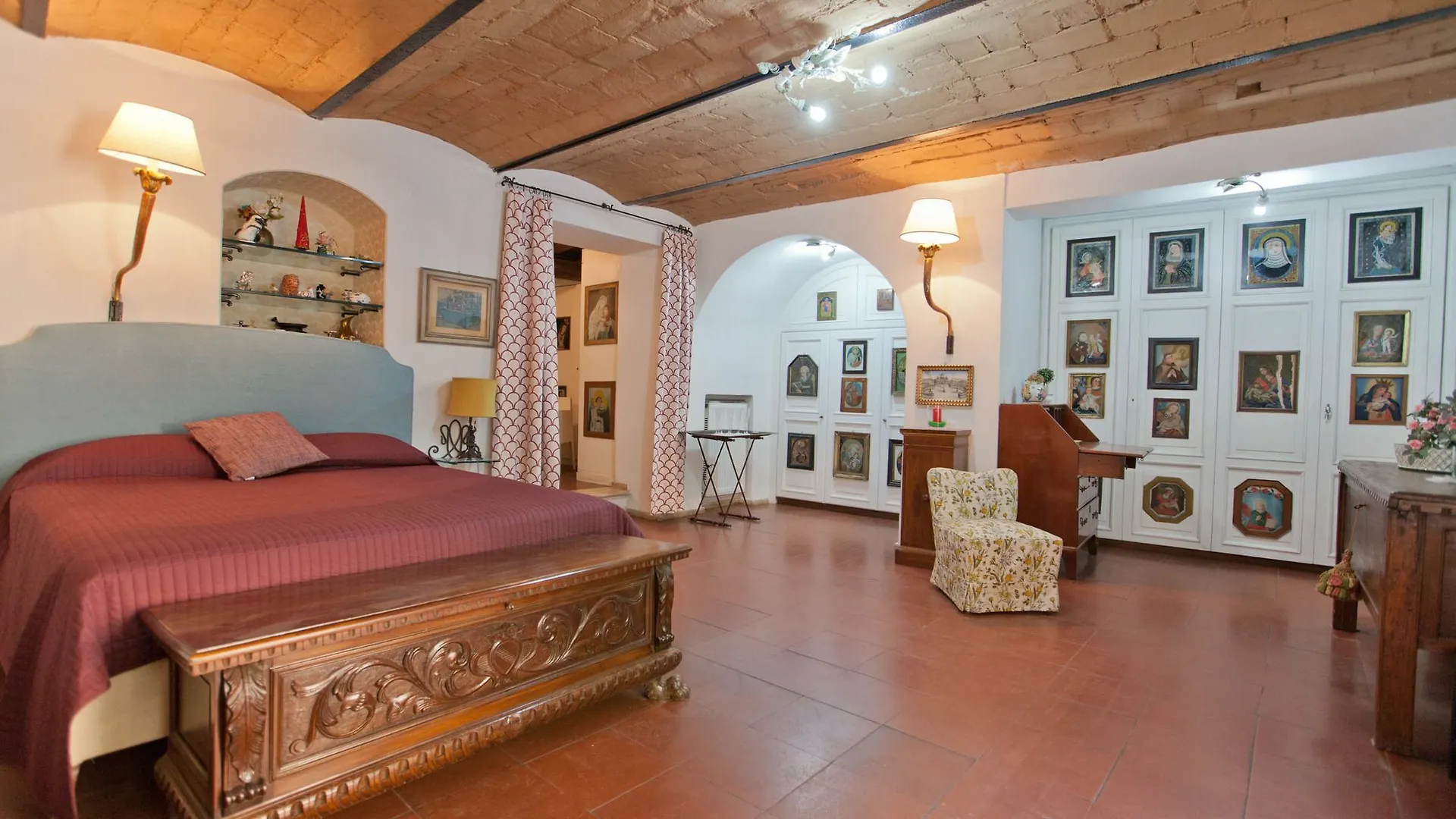 Rental In Rome Arco Ciambella Loft elérhetőségei